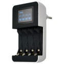 nabíječka s LCD displejem, AC 230V, 450mA, 4 kanály, AA/AAA, řízená mikroprocesorem