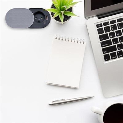 vestavná zásuvka s posuvným víčkem, USB A+C nabíječka, 2m, stříbrná